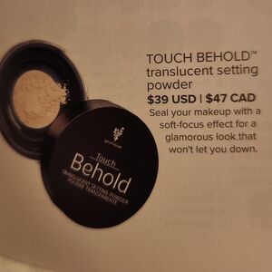 Younique Touch Behold Translucent Setting Powder - Black Case